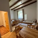 Dvůr Nové Zámky *