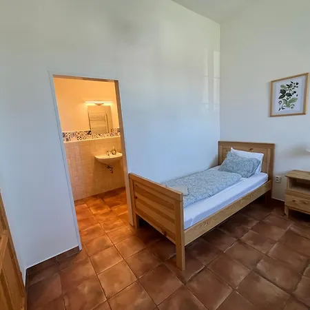 Dvur Nove Zamky Pensjonat